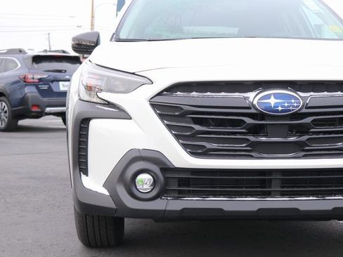 Used 2025 Subaru Outback Onyx Edition image 9