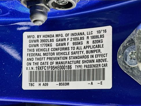 Used 2017 Honda Civic Touring image 12