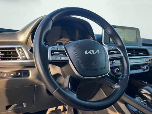 Used 2022 Kia Telluride S image 62