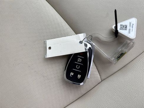 Used 2024 Chevrolet Malibu LT image 35