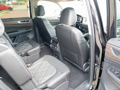 New 2026 Volkswagen Atlas SEL Premium R-Line image 38