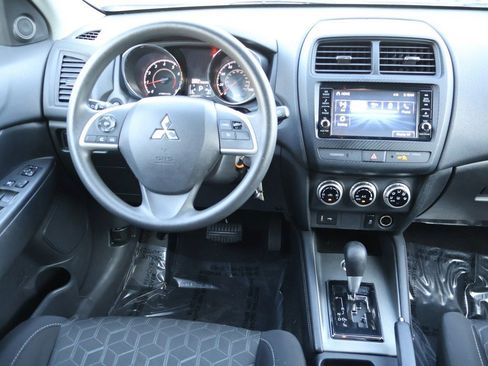 Used 2021 Mitsubishi Outlander Sport ES image 37