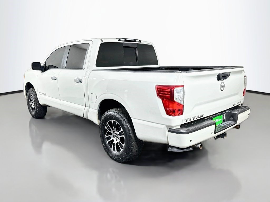 Used 2021 Nissan Titan SV w/ SV Convenience Package AWD/4WD image 7