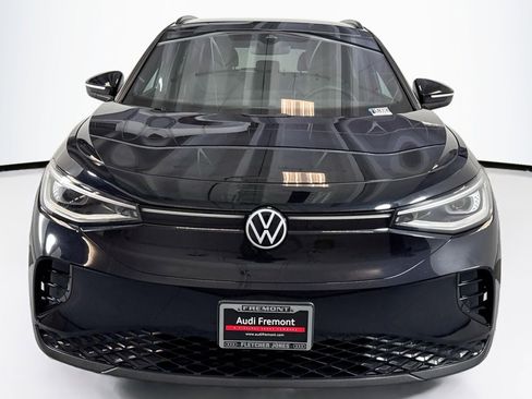 Used 2024 Volkswagen ID.4 Pro S image 2