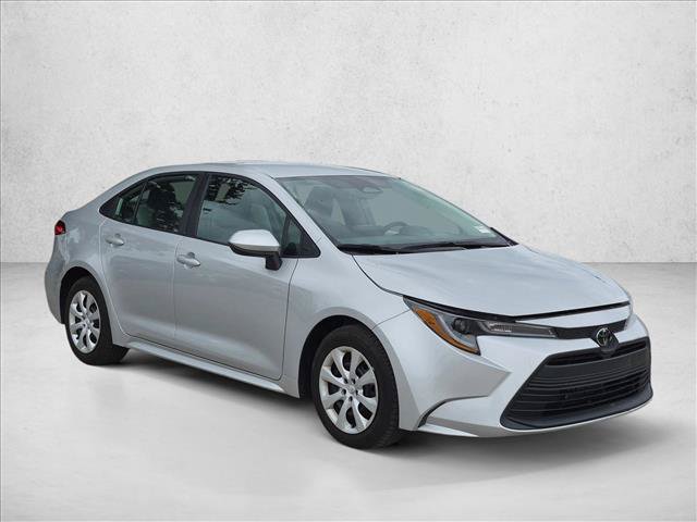 Used 2024 Toyota Corolla LE FWD image 3