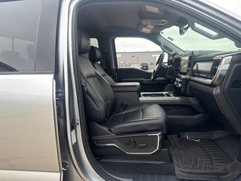 Used 2024 Ford F250 Lariat w/ Black Appearance Package AWD/4WD image 20