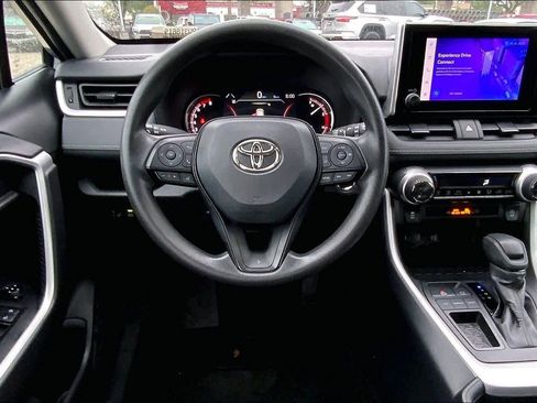 Used 2024 Toyota RAV4 XLE image 6