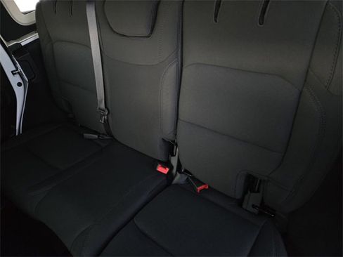 Used 2022 Jeep Wrangler Unlimited Sport image 12