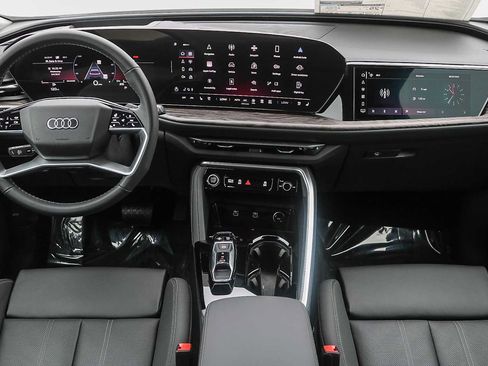 Used 2025 Audi Q5 Prestige AWD/4WD image 12