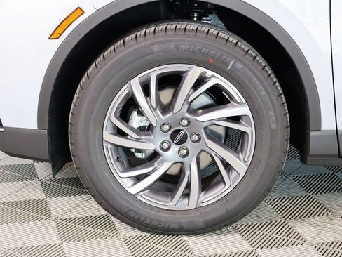 New 2026 Lincoln Corsair Premiere FWD image 18