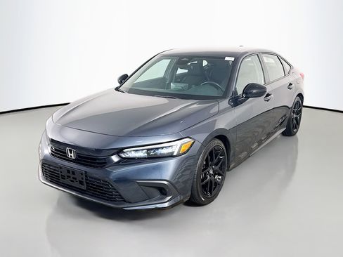 Used 2024 Honda Civic Sport image 4