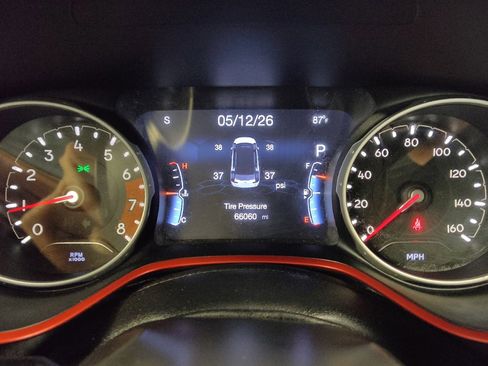 Used 2018 Jeep Compass Trailhawk AWD/4WD image 23