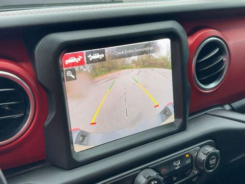 Used 2020 Jeep Gladiator Rubicon image 22