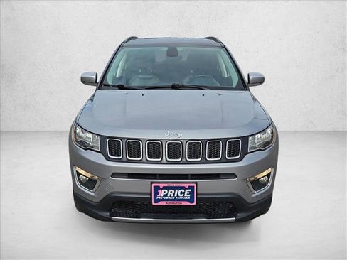 Used 2018 Jeep Compass Limited w/ Navigation Group image 2