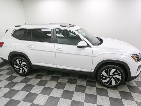 New 2026 Volkswagen Atlas SEL image 5