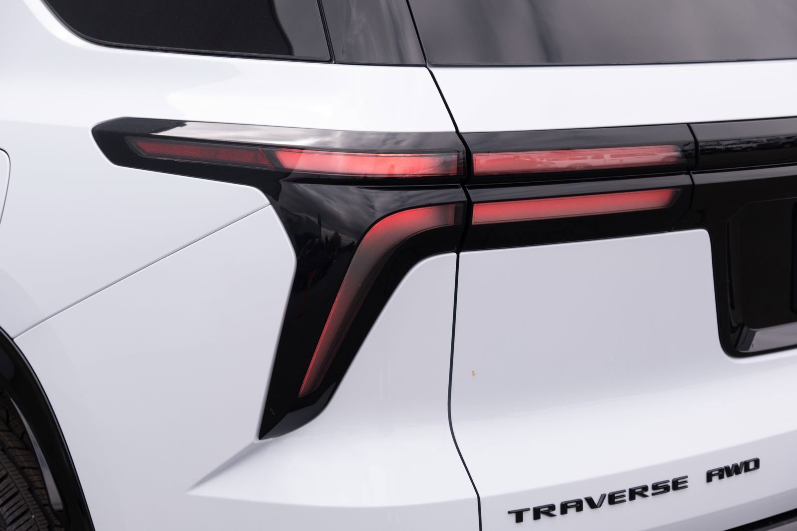 New 2026 Chevrolet Traverse RS w/ LPO, Floor Liner Package AWD/4WD image 27