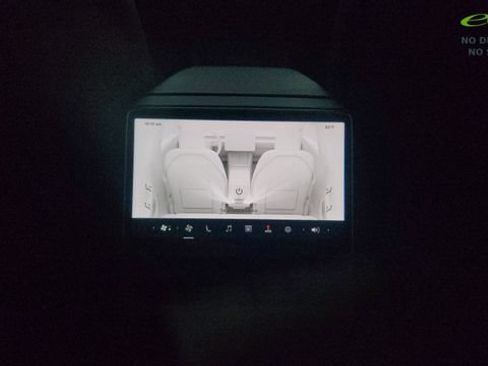 Used 2025 Tesla Model 3 Long Range AWD/4WD image 38