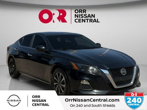 Used 2022 Nissan Altima 2.5 S FWD image 3