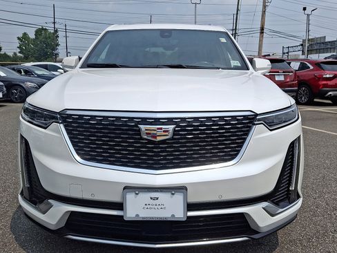 Certified 2023 Cadillac XT6 Premium Luxury w/ Platinum Package image 8