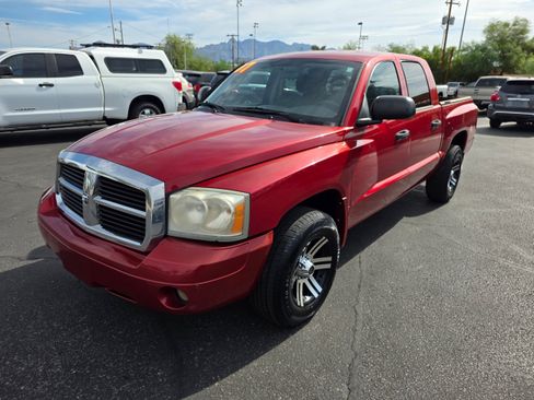 Used 2007 Dodge Dakota SLT w/ Trailer Tow Group RWD image 1