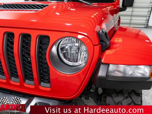Used 2023 Jeep Gladiator Mojave w/ Cold Weather Group AWD/4WD image 8