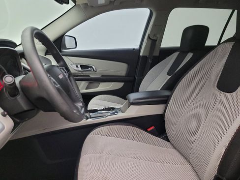 Used 2017 GMC Terrain SLE FWD image 17