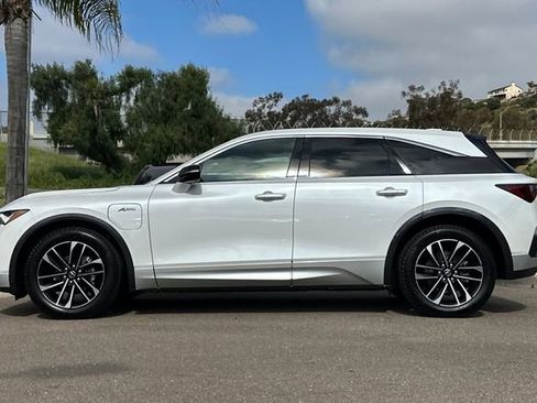 Used 2024 Acura ZDX A-Spec image 9