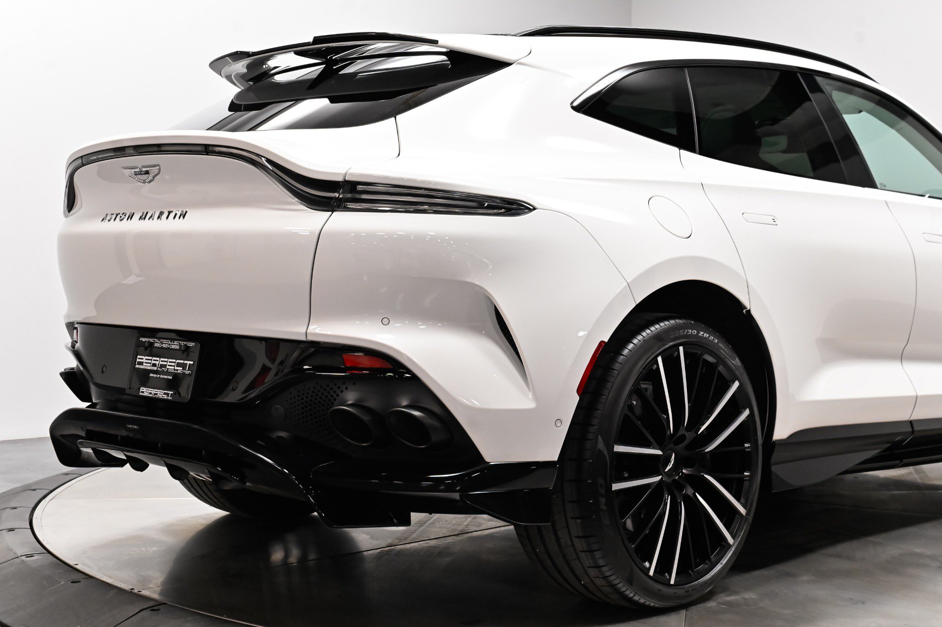 Used 2023 Aston Martin DBX 707 AWD/4WD image 35