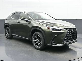Used 2024 Lexus NX 250 FWD video 1
