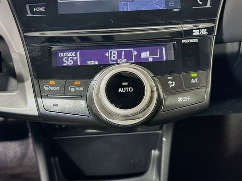 Used 2016 Toyota Prius V Four image 14