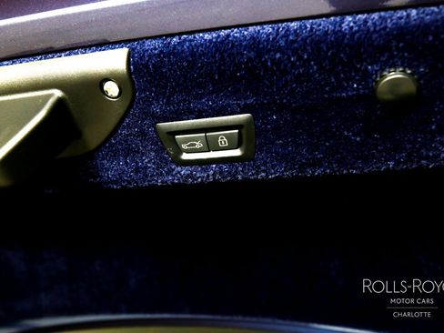 Certified 2019 Rolls-Royce Wraith RWD image 21