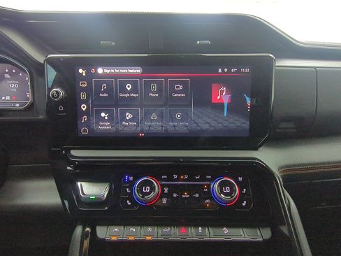 Used 2025 GMC Sierra 1500 AT4 w/ AT4 Premium Package AWD/4WD image 16