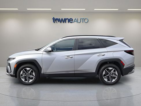 Used 2025 Hyundai Tucson SEL AWD/4WD image 2