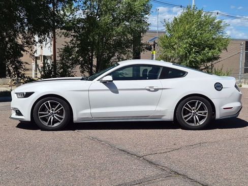 Used 2017 Ford Mustang Premium RWD image 8