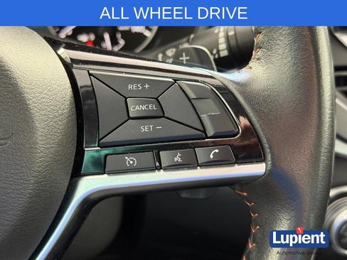 Used 2024 Nissan Altima 2.5 SR AWD/4WD image 25