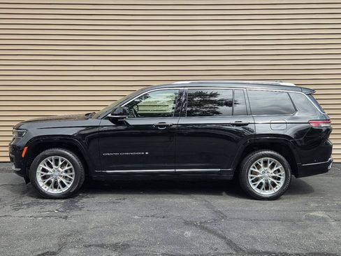Used 2021 Jeep Grand Cherokee L Summit w/ Advanced Protech Group IV AWD/4WD image 2