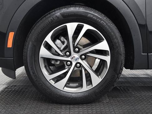 Used 2023 Buick Envision Essence image 8