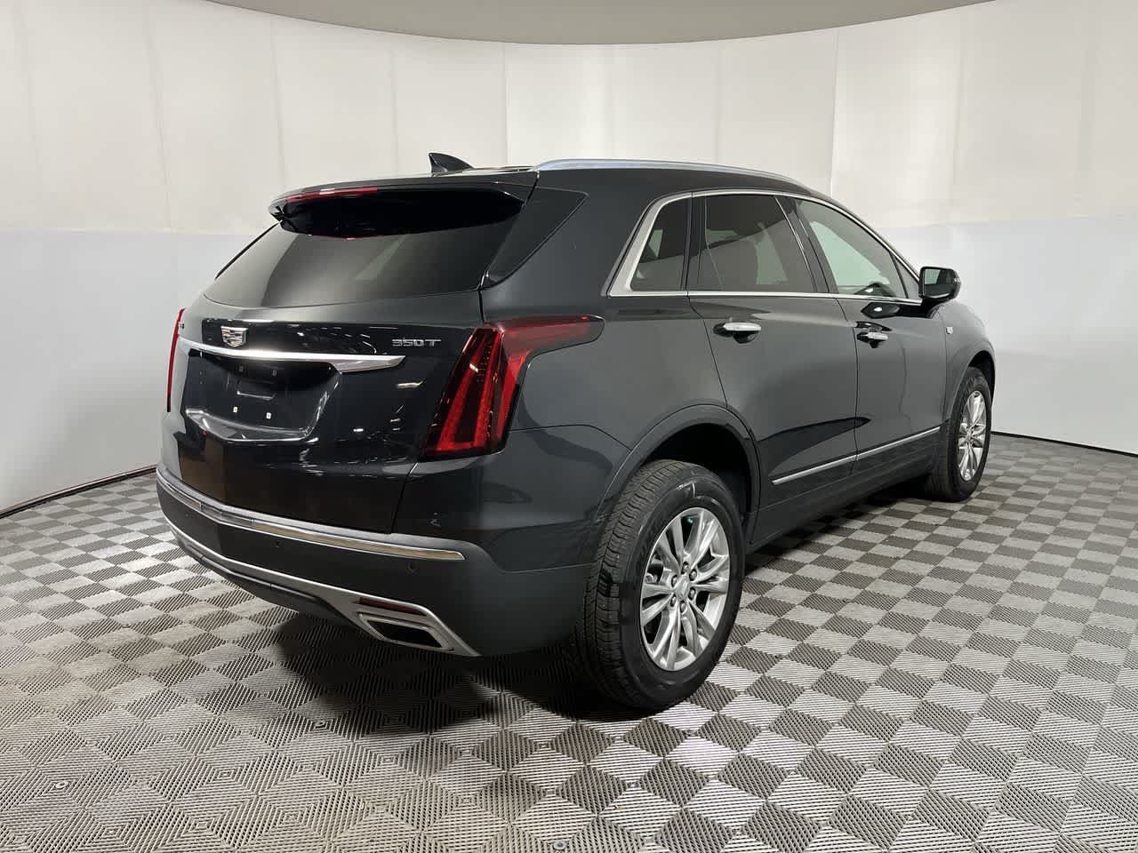 Used 2020 Cadillac XT5 Premium Luxury FWD image 8