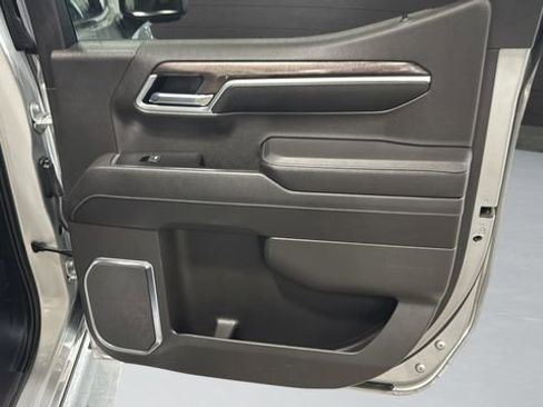 Used 2022 Chevrolet Silverado 1500 LTZ w/ Technology Package image 29