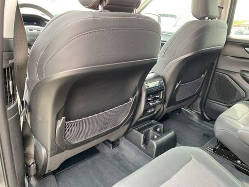 Used 2023 Jeep Grand Cherokee L Laredo w/ Luxury Tech Group I AWD/4WD image 33