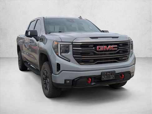 Used 2024 GMC Sierra 1500 AT4 w/ Technology Package image 3