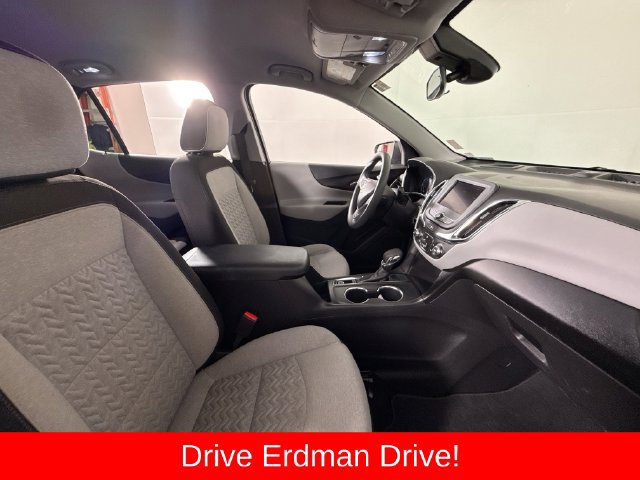 Used 2023 Chevrolet Equinox LT FWD image 25