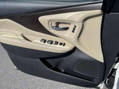 Used 2020 Nissan Murano Platinum image 17