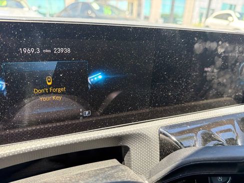 Used 2023 Mercedes-Benz CLA 250 image 7