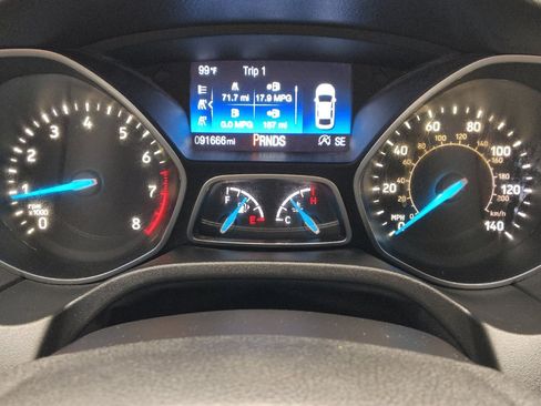 Used 2018 Ford Focus SE FWD image 23