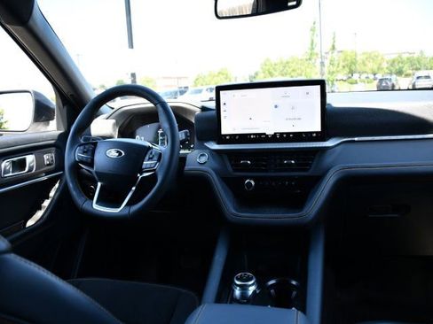 Used 2026 Ford Explorer Tremor w/ Tremor Convenience Package AWD/4WD image 21