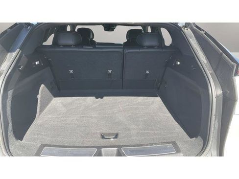 Used 2024 Cadillac Lyriq Luxury image 47