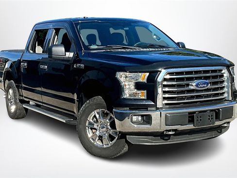 Used 2016 Ford F150 XLT w/ XTR Package image 3