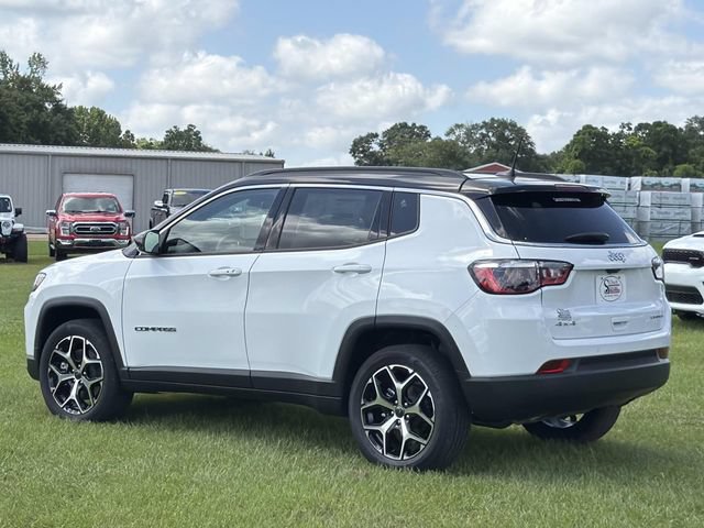 New 2026 Jeep Compass Limited w/ Sun, Sound & Navigation Group AWD/4WD image 13