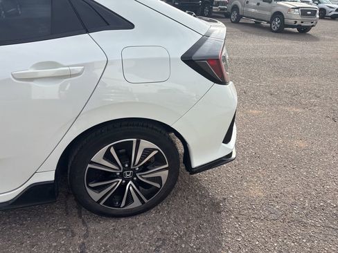 Used 2019 Honda Civic Sport image 9